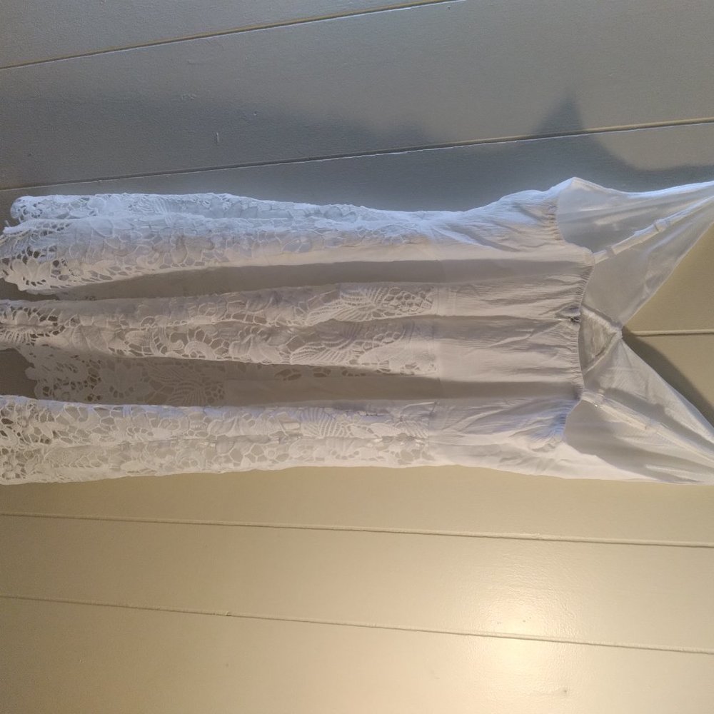 Dress - Picture 5 of 5